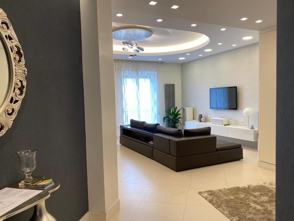 Oliver Luxury Home Naples Exterior photo